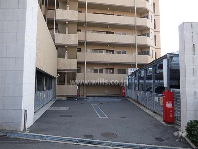 敷地内駐車場（機械式）
