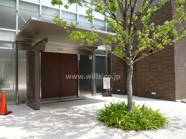 エントランス（オートロック付き）