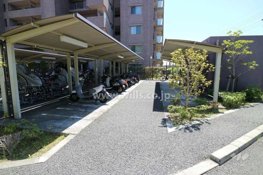 バイク置き場