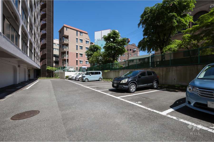 敷地内駐車場（屋外平面式）