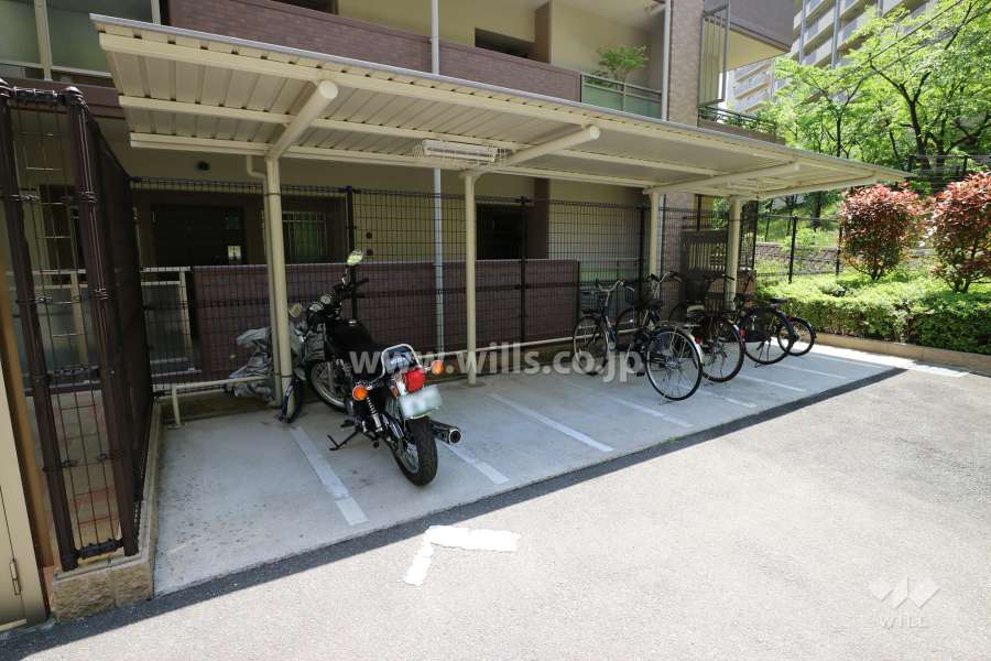 バイク置き場