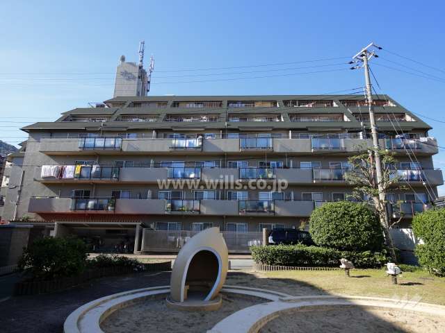コトー宝塚A棟の外観（東側から）