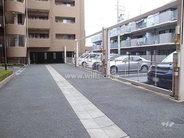 敷地内駐車場（屋外機械式）