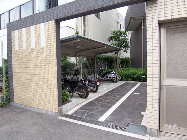 バイク置き場