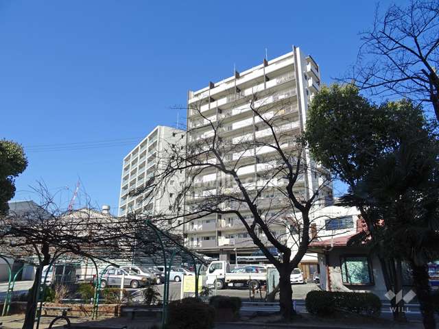 ユニアルス江坂Southプレジオの遠景