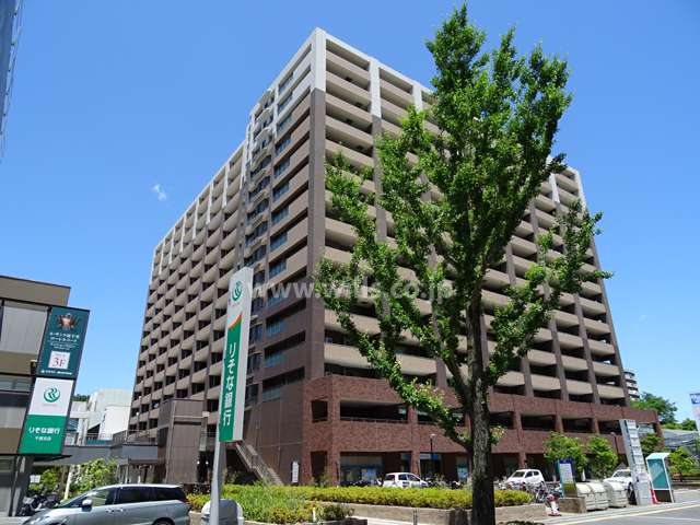 リーザス南千里の外観（南西側から）