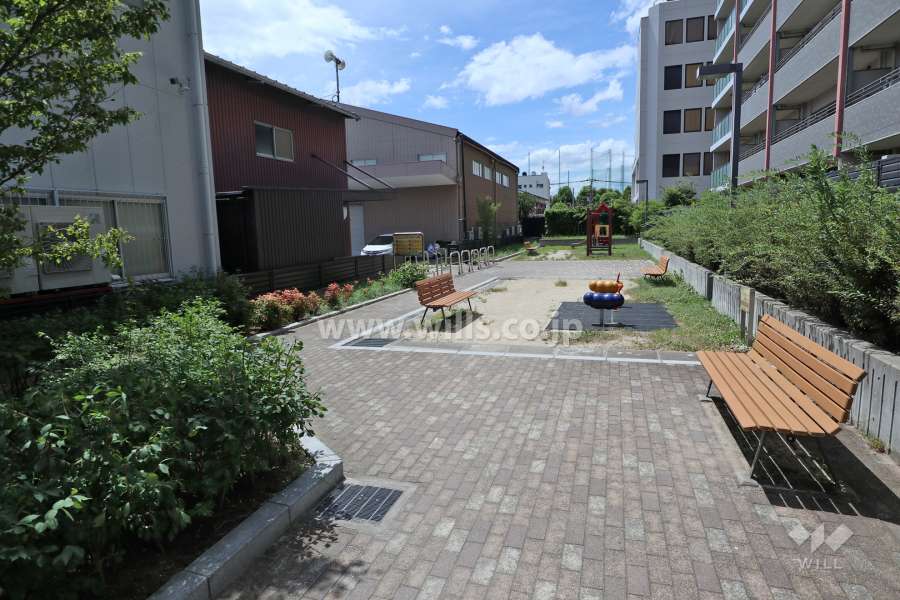 敷地南側の公園