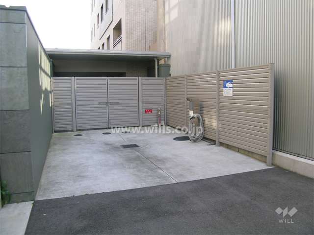 敷地内にある洗車場