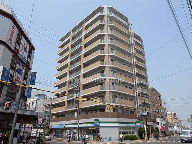 アービング服部元町の外観（南東側から）