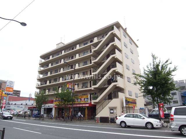 外観(北西から撮影)