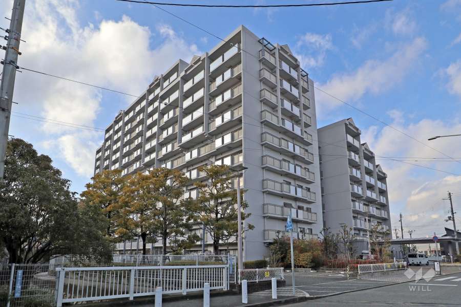 セントポリア武庫之荘の外観（南東側から）