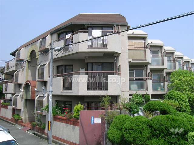 プチ東園田の外観（南東側から）