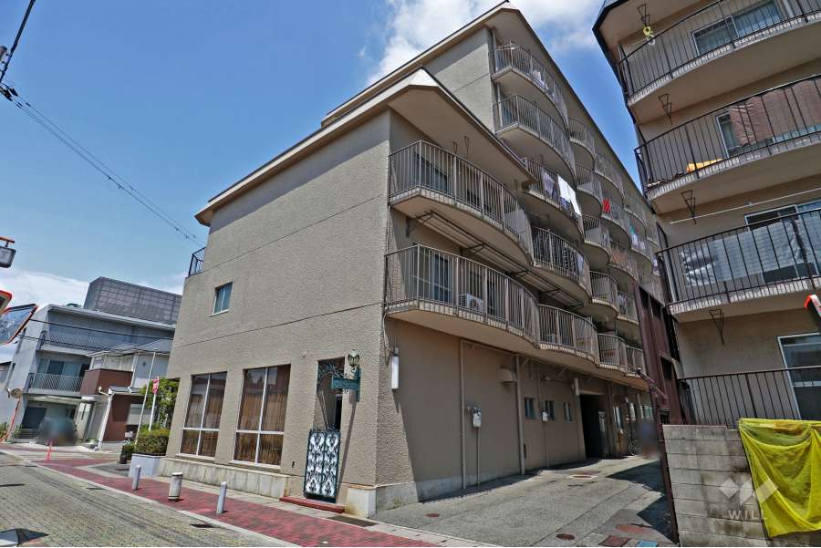 若王ハイムの外観（南西側から）