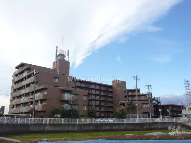 園田ダイヤハイツの外観（北側から）