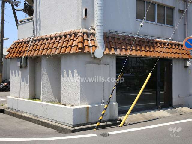 1階に店舗部分があります。