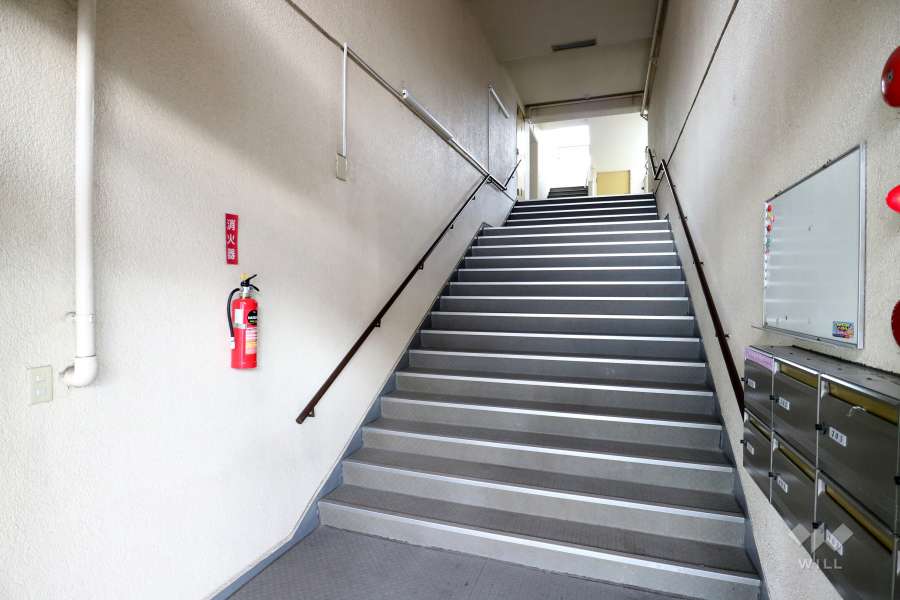 共用階段