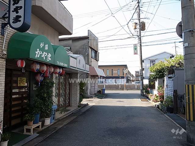敷地北側の前面道路。