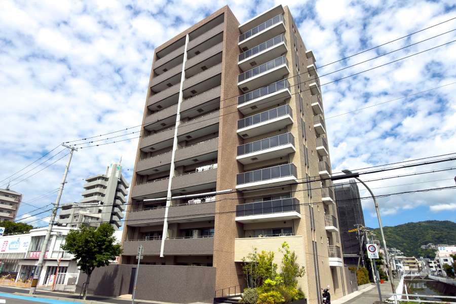 ワコーレ魚崎北町レジデンスの外観（南東側から）