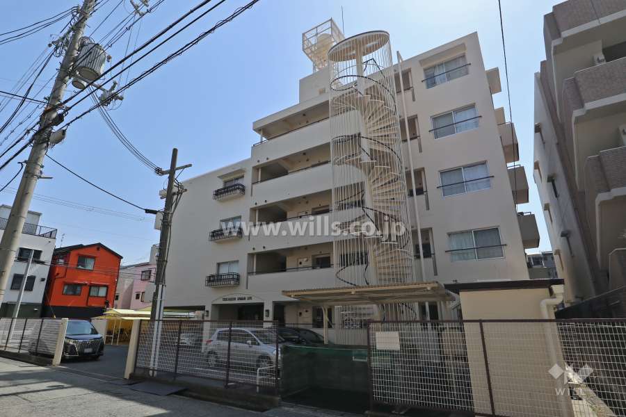 塚口アーバンライフの外観（北西側から）