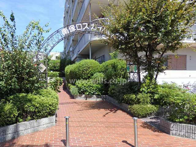 エントランスアプローチ