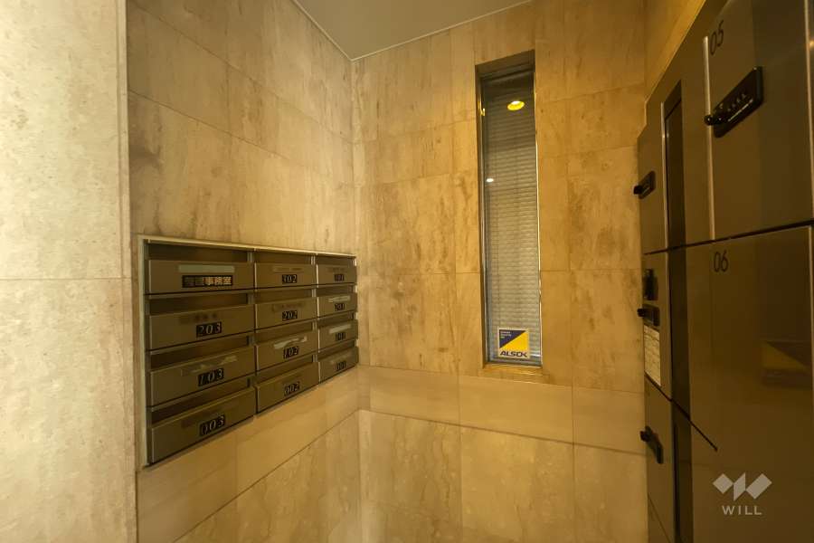 宅配ボックスと共用ポスト