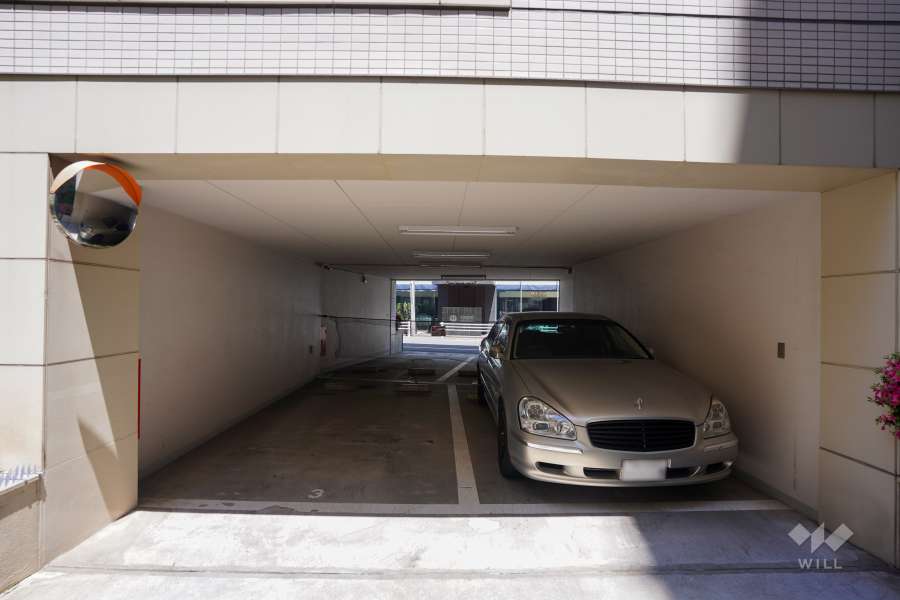 敷地内駐車場（屋内平面式）