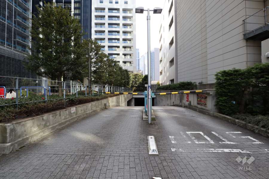 駐車場の出入り口