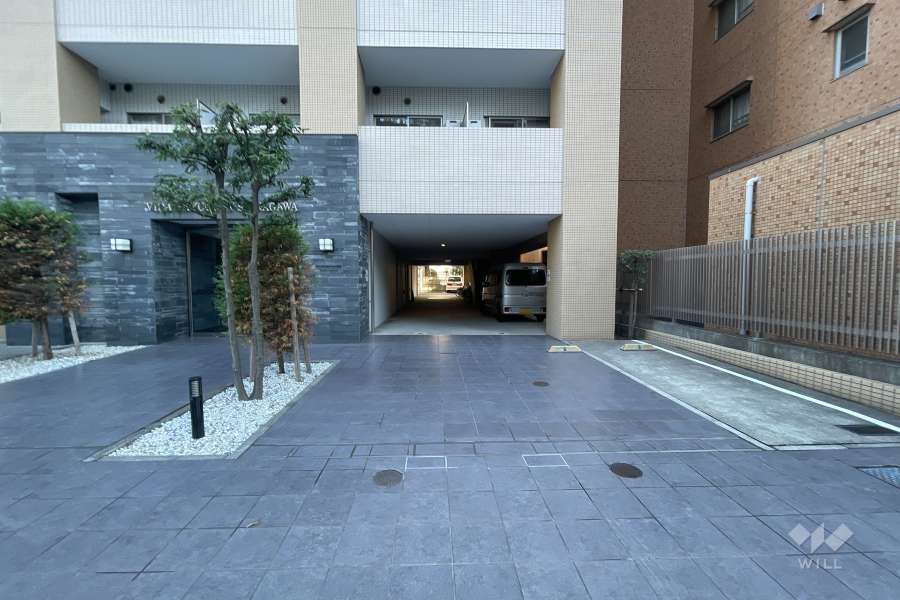 屋内駐車場への出入り口