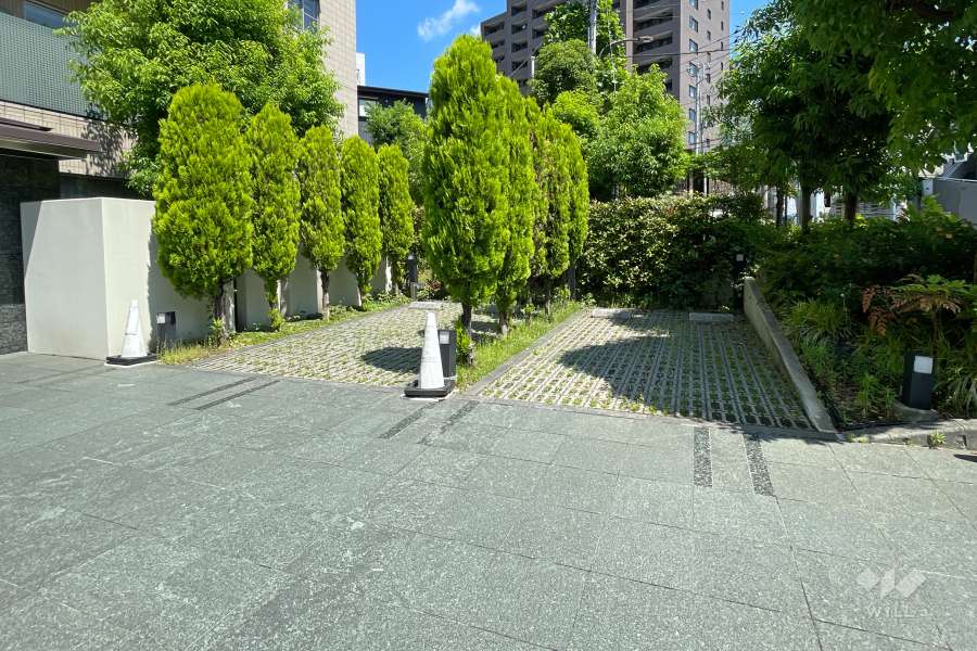 敷地内駐車場（屋外平面式）