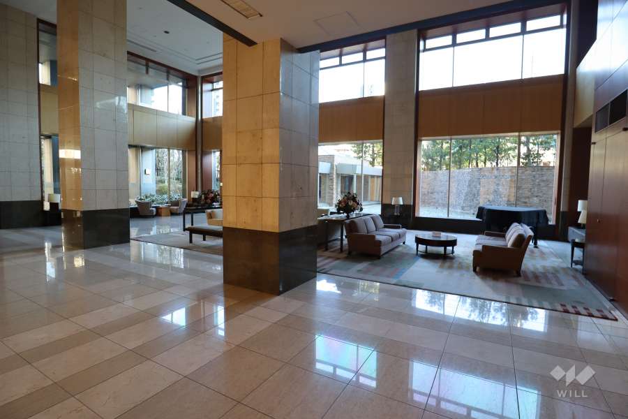 エントランスホール