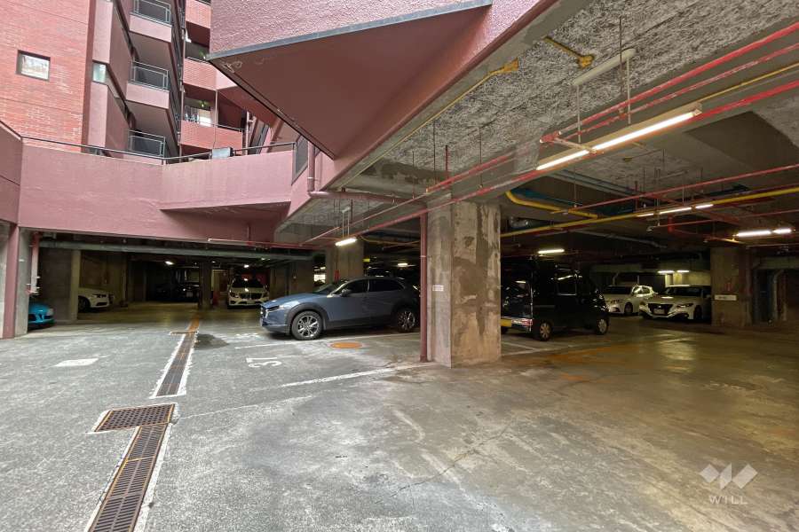 敷地内駐車場（屋内平面式）