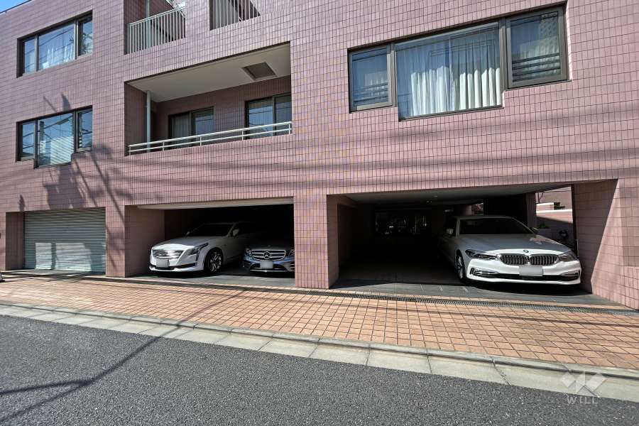 敷地内駐車場（屋内平面式）