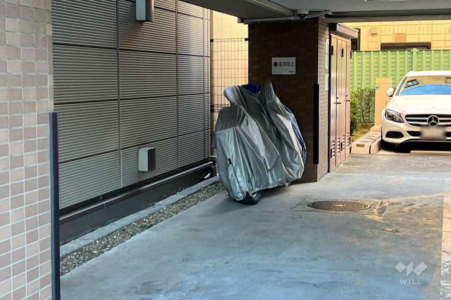 バイク置場