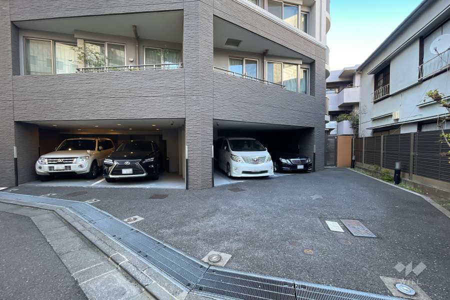 敷地内駐車場（屋内平面式）