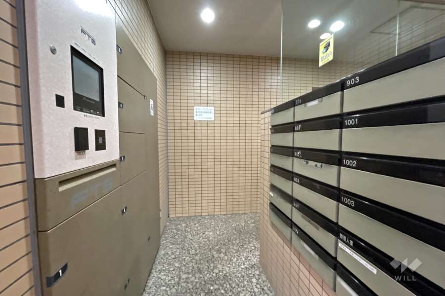 宅配ボックスと共用ポスト