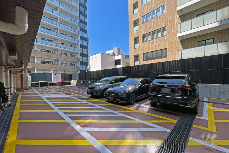敷地内駐車場（屋外平面式）