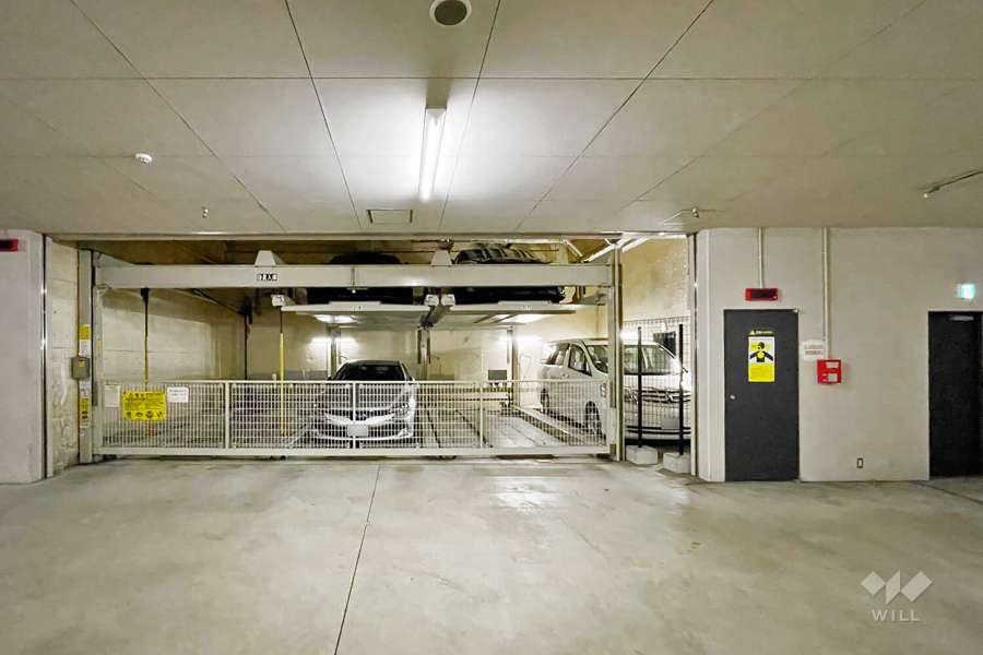 敷地内駐車場（屋内機械式）