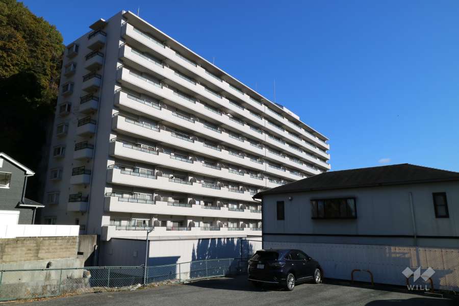 藤和ライブタウン宝塚の外観（南西側から）