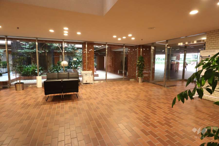 エントランスホール