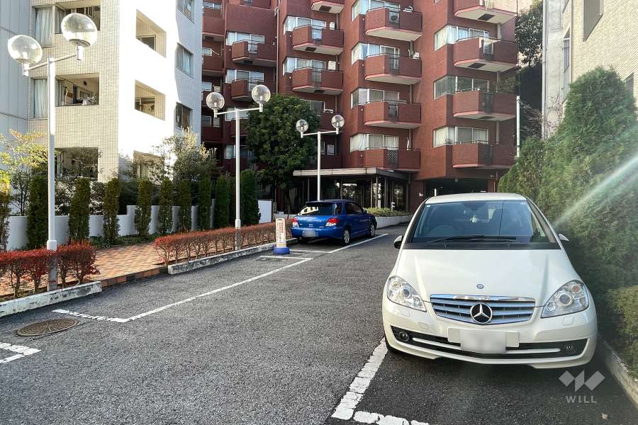 敷地内駐車場（屋外平面式）