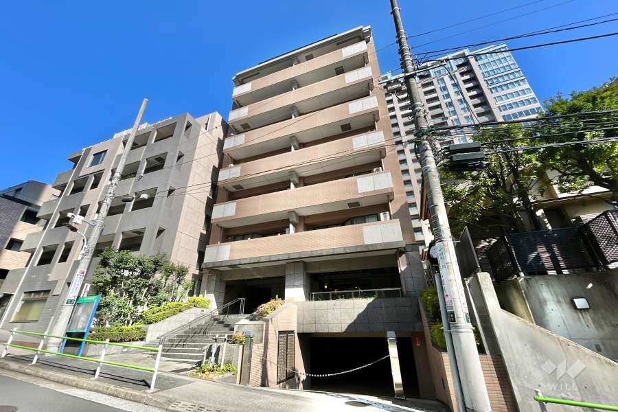 ディアナコート三田の外観（南東側から）