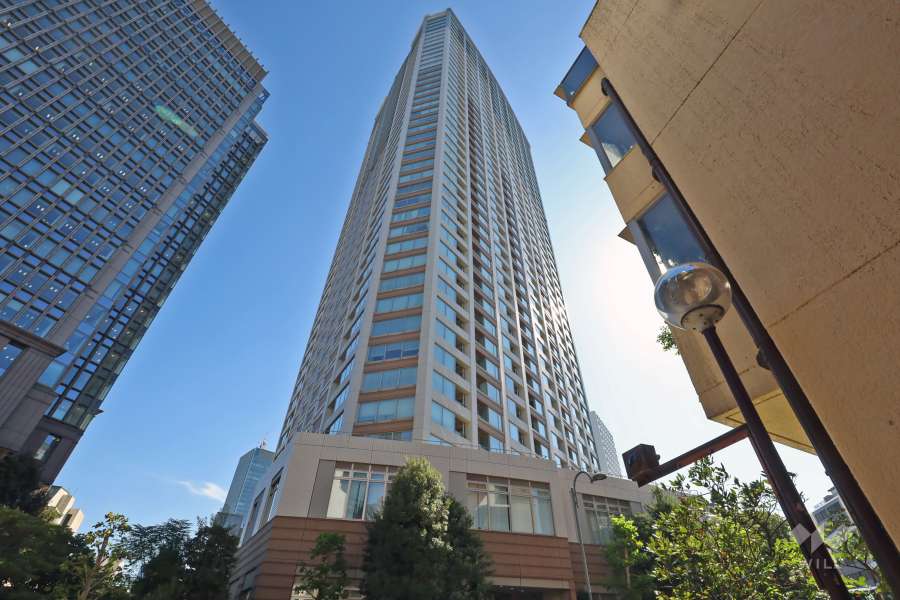 パークコート赤坂ザタワーの外観（北西側から）