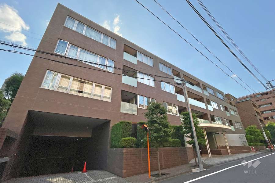 パークハウス赤坂新坂の外観（南東側から）