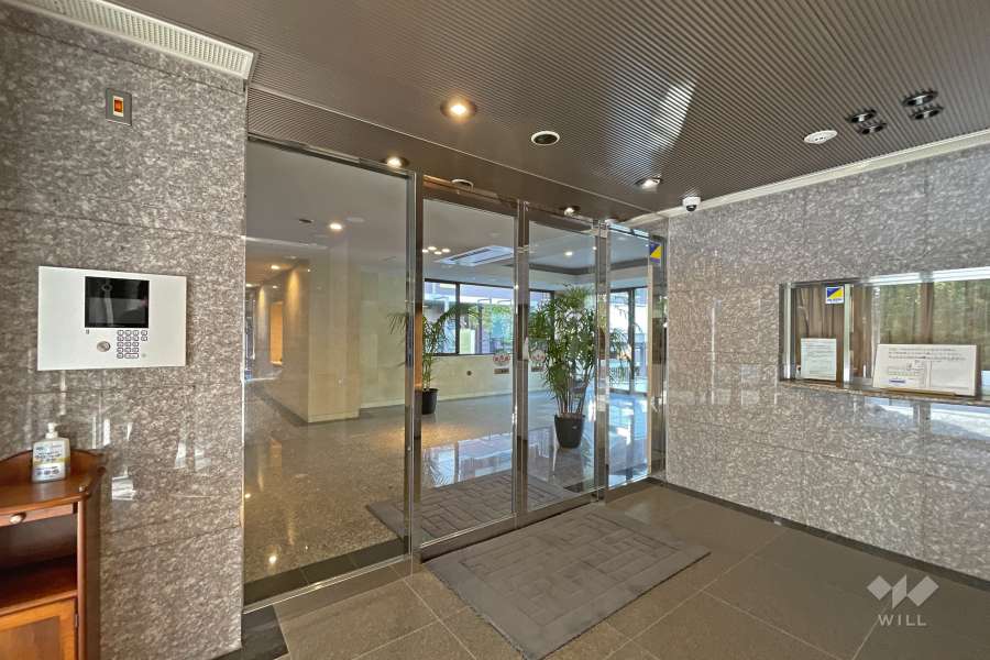 エントランス内