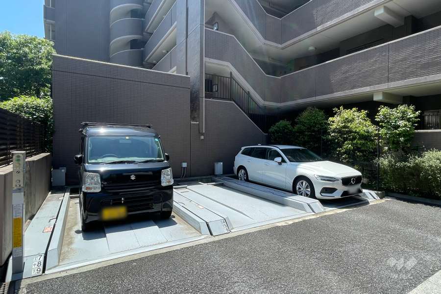 敷地内駐車場（屋外機械式）