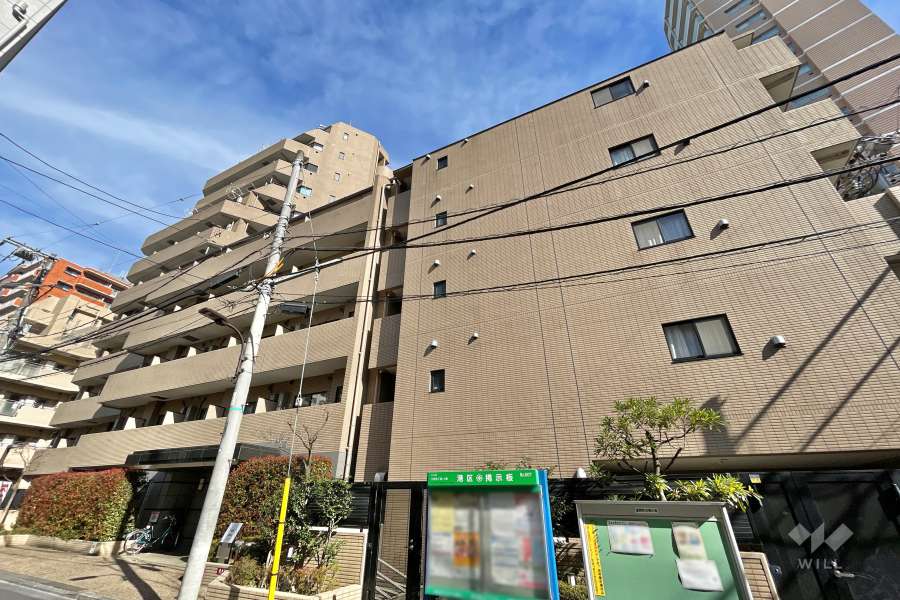 パレステュディオ白金高輪の外観（西側から）