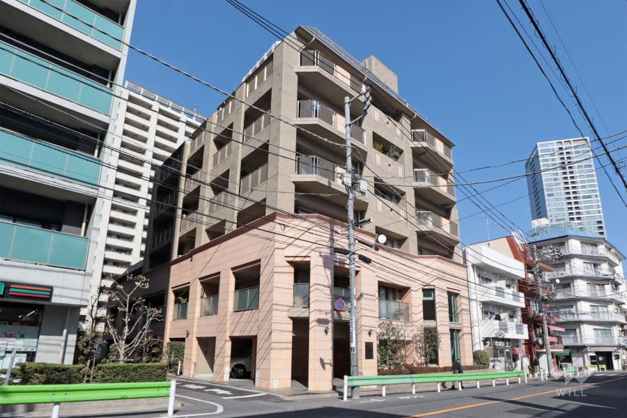 パロス白金の外観（南西側から）