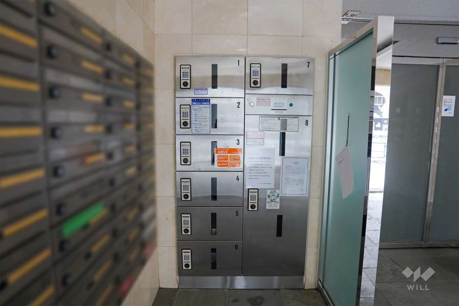 宅配ボックスと共用ポスト