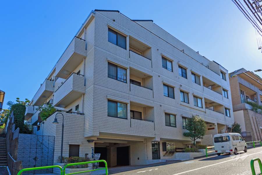 三光坂ホームズの外観（北西側から）