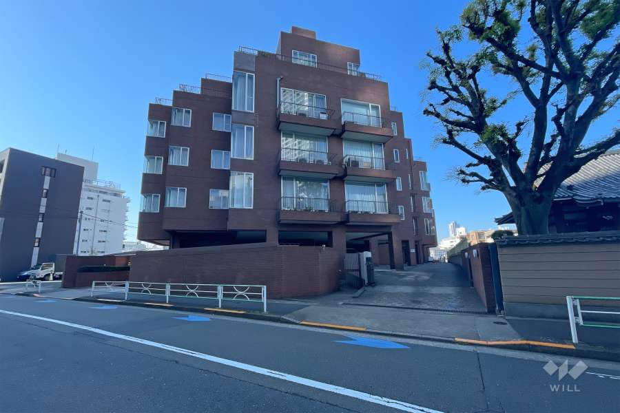 赤坂パークマンションの外観（北西側から）